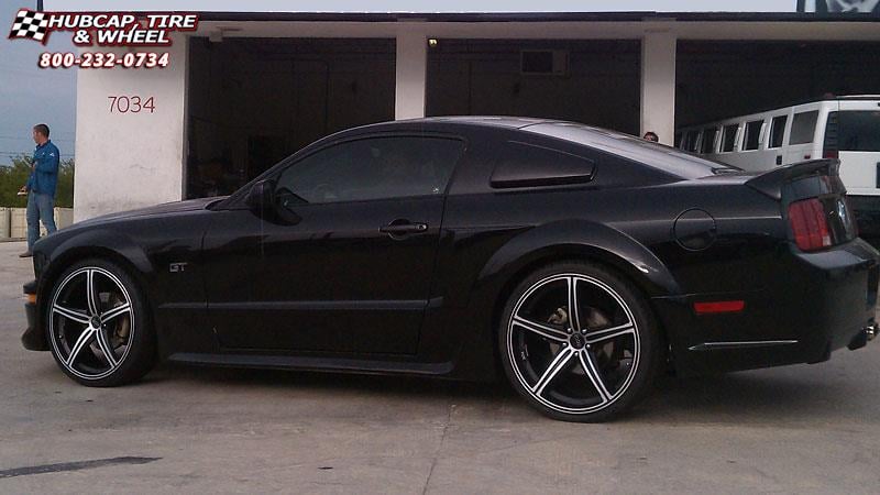 vehicle gallery/2008 ford mustang foose speed f136  Black  Machined wheels and rims