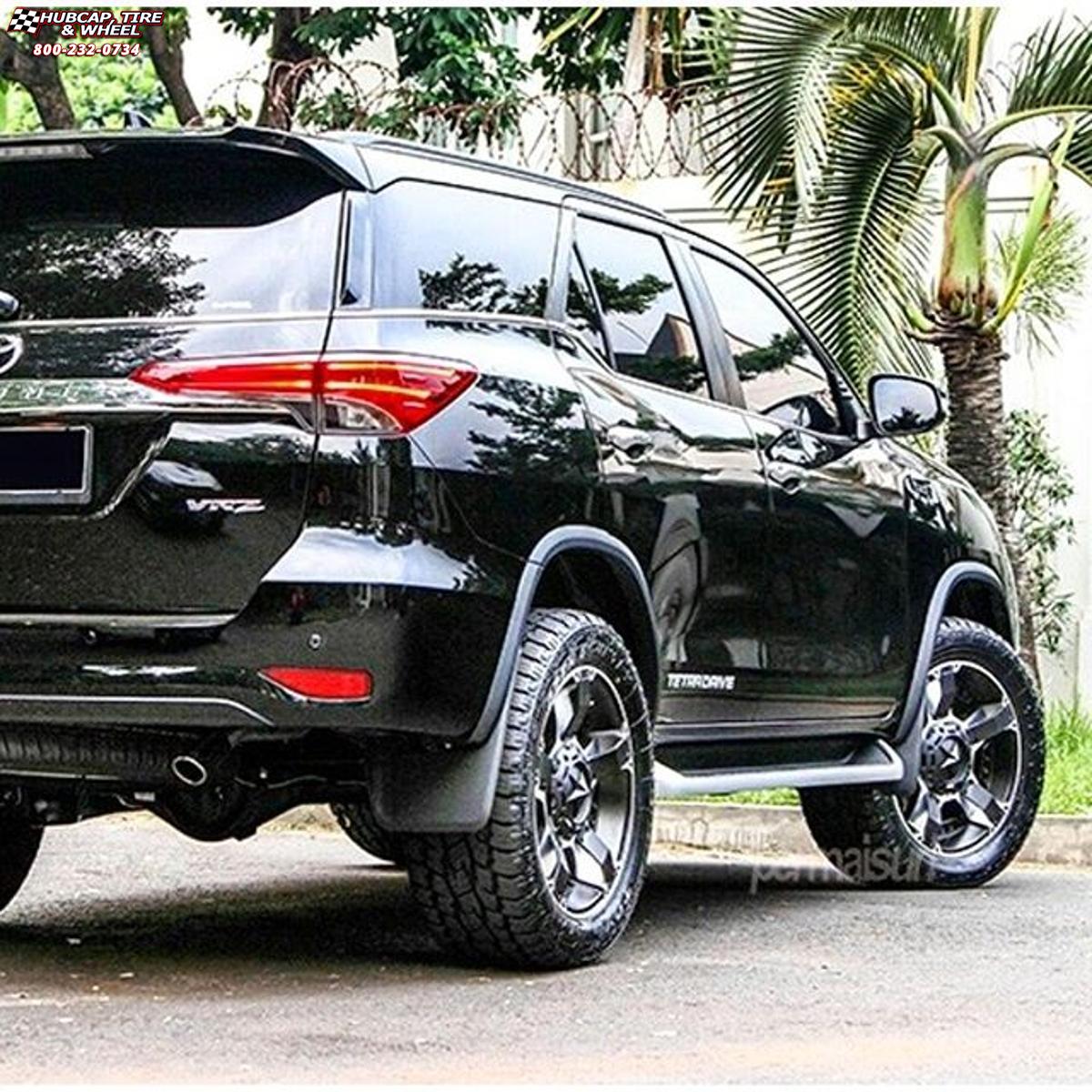 vehicle gallery/toyota fortuner xd series xd811 rockstar 2  Black Machined Black Inserts wheels and rims