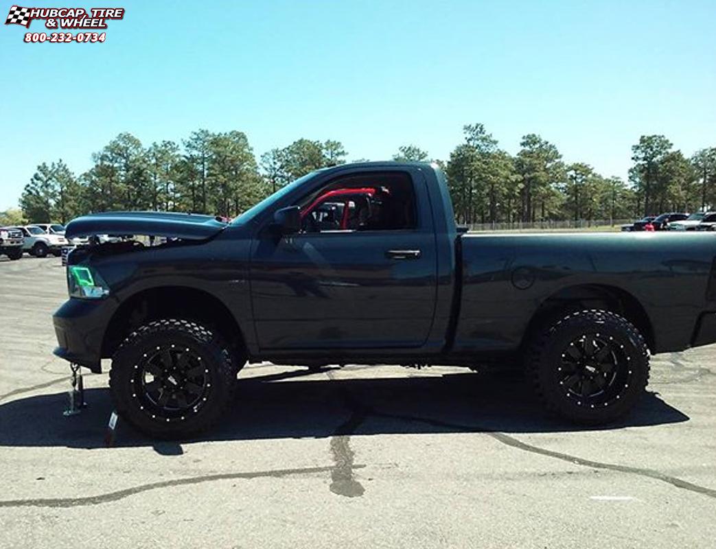 vehicle gallery/ram 1500 moto metal mo962  Gloss Black & Milled wheels and rims