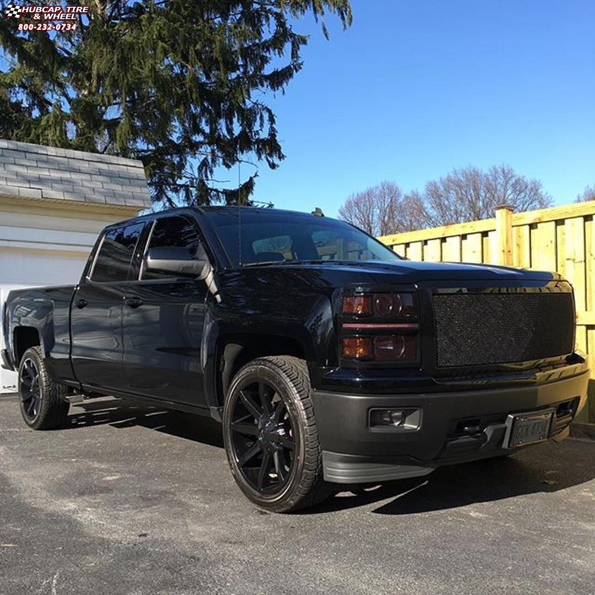 vehicle gallery/chevrolet silverado 1500 xd series km651 slide  Gloss Black wheels and rims