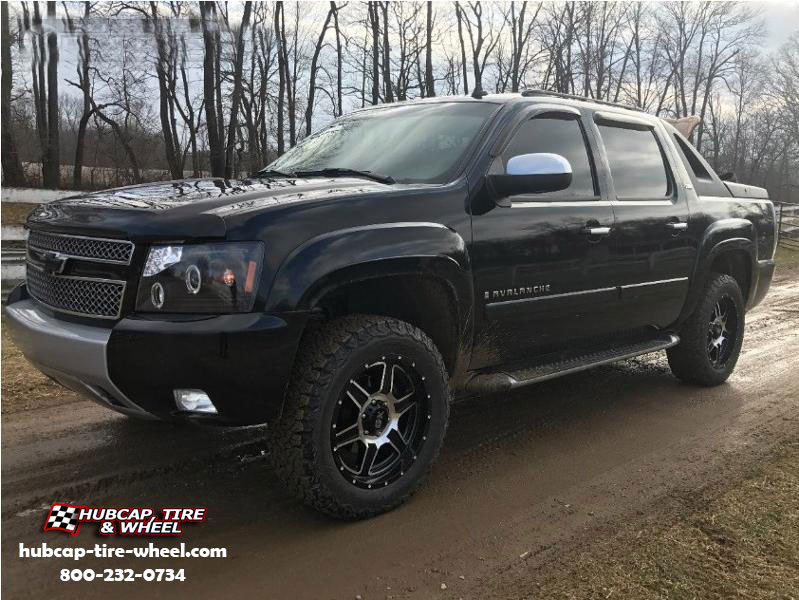 vehicle gallery/chevrolet avalanche xd series xd832 fusion x  Gloss Black Machined wheels and rims
