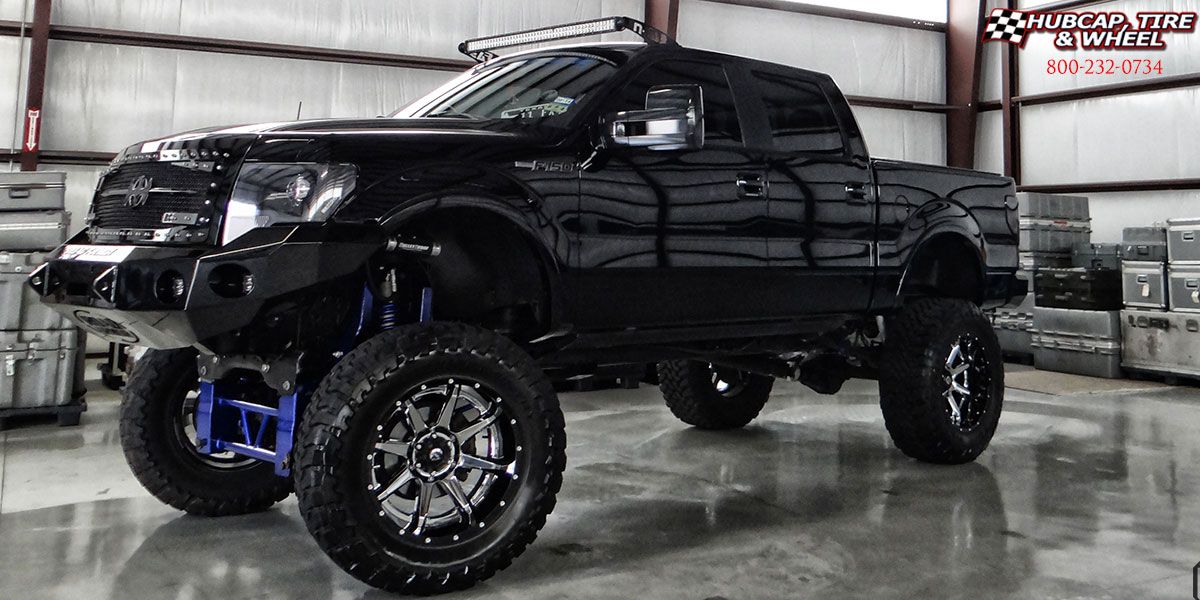 vehicle gallery/2017 ford f 150 fuel d247 rampage chrome center gloss black lip 22x12 custom aftermarket Chrome w/ Gloss Black Lip wheels and rims