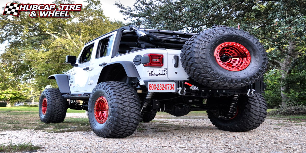 vehicle gallery/2018 jeep rubicon fuel d100 zephyr beadlock gloss candy red 17x9 custom aftermarket truck  Gloss Candy Red wheels and rims