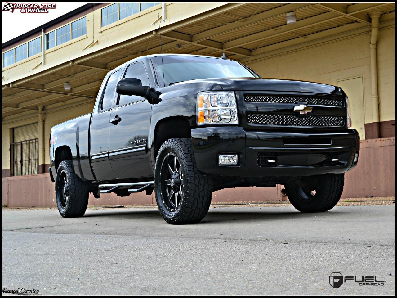 vehicle gallery/chevrolet silverado fuel maverick d261 20X9  Black & Machined wheels and rims