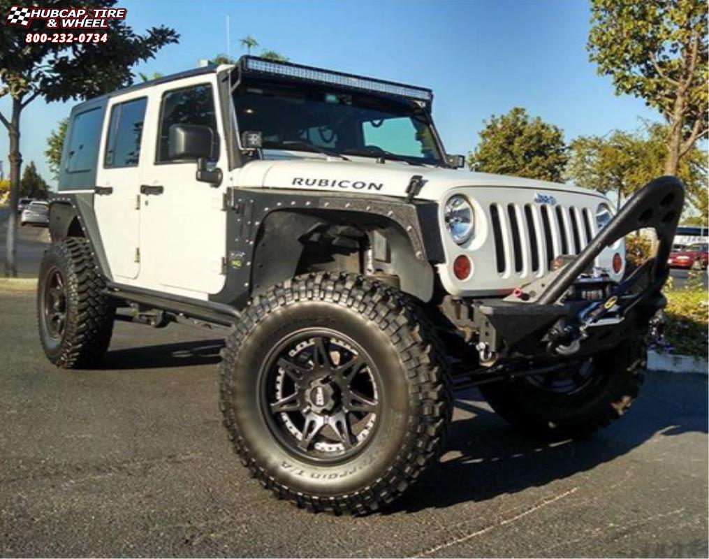 vehicle gallery/jeep wrangler moto metal mo961  Satin Black Silver Insert wheels and rims