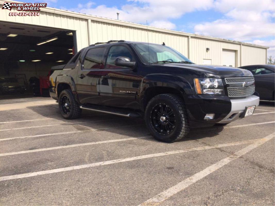vehicle gallery/chevrolet avalanche xd series xd795 hoss x  Gloss Black wheels and rims