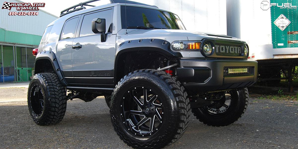 vehicle gallery/toyota fj cruiser fuel renegade d265 22X14  Black & milled center, gloss black outer wheels and rims