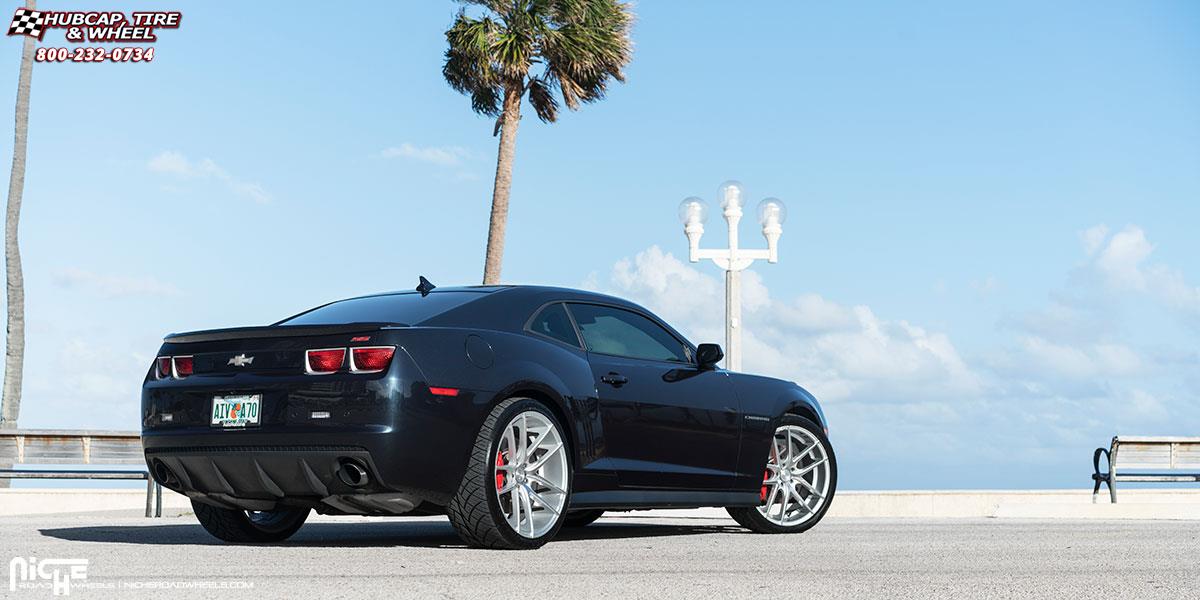 vehicle gallery/chevrolet camaro niche targa m131  Silver & Machined wheels and rims