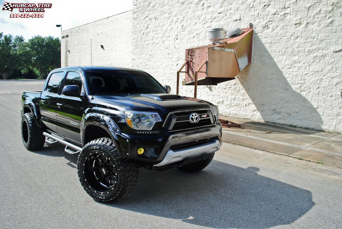 vehicle gallery/2015 toyota tacoma moto metal mo962 20X12  Gloss Black & Milled wheels and rims