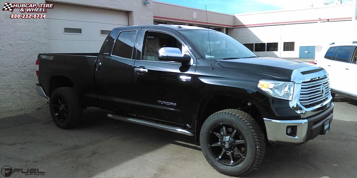vehicle gallery/toyota tundra fuel coupler d556 20X9  Black & Machined with Dark Tint wheels and rims