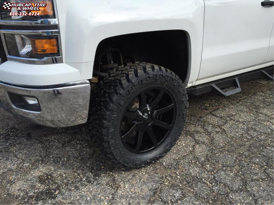 vehicle gallery/chevrolet silverado 1500 xd series km651 slide  Gloss Black wheels and rims