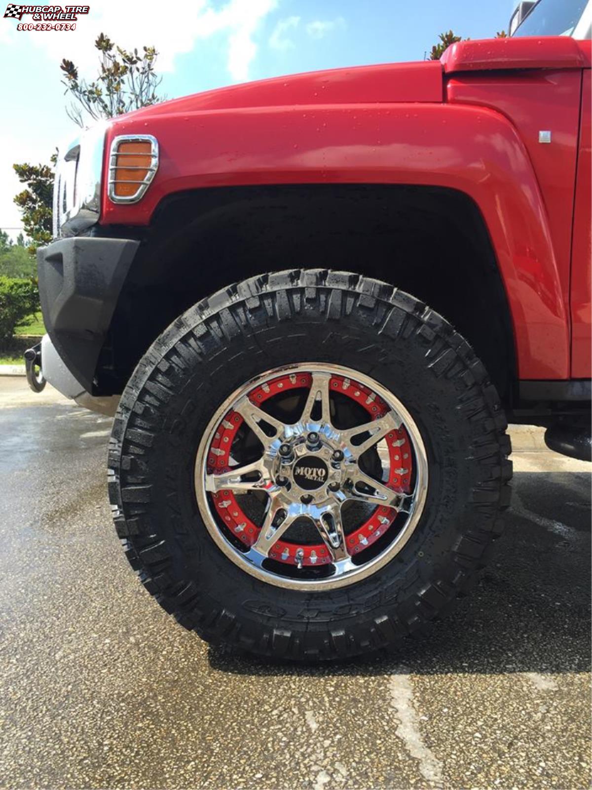vehicle gallery/hummer h3 moto metal mo961  Chrome Red Insert wheels and rims