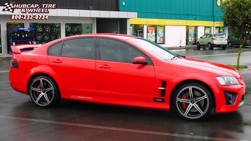 vehicle gallery/2010 holden clubsport foose speed f136  Black  Machined wheels and rims