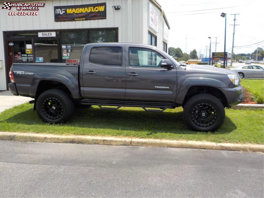 vehicle gallery/2014 toyota tacoma xd series xd127 bully x  Satin Black wheels and rims