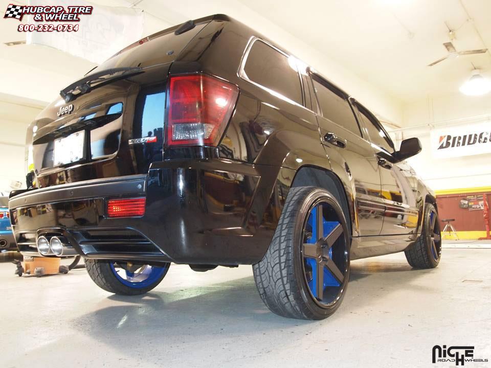 vehicle gallery/jeep cherokee srt8 niche nurburg m880 22x105 Matte Black / Black Stainless wheels and rims