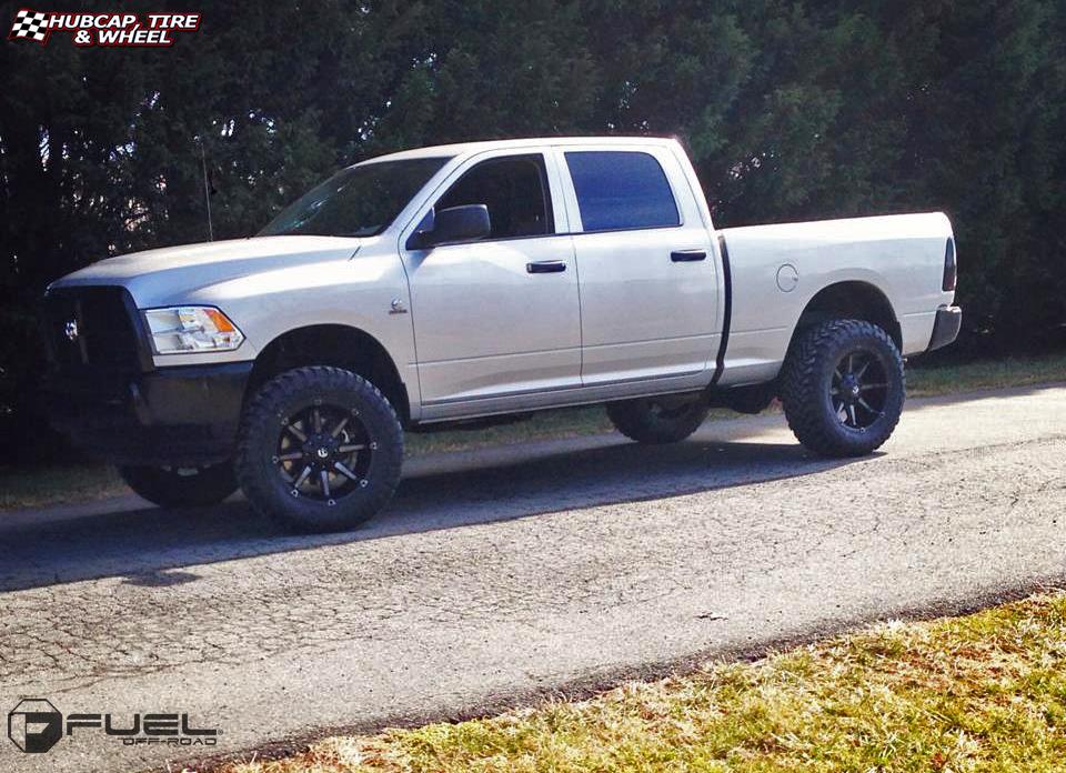 vehicle gallery/dodge ram 2500 fuel coupler d556 0X0  Black & Machined with Dark Tint wheels and rims
