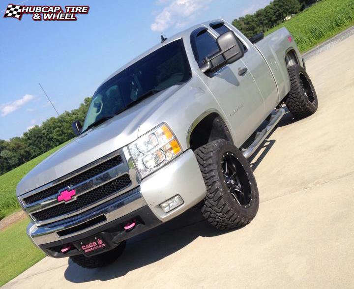 vehicle gallery/chevrolet silverado fuel maverick d538 20X10  Black & Milled wheels and rims