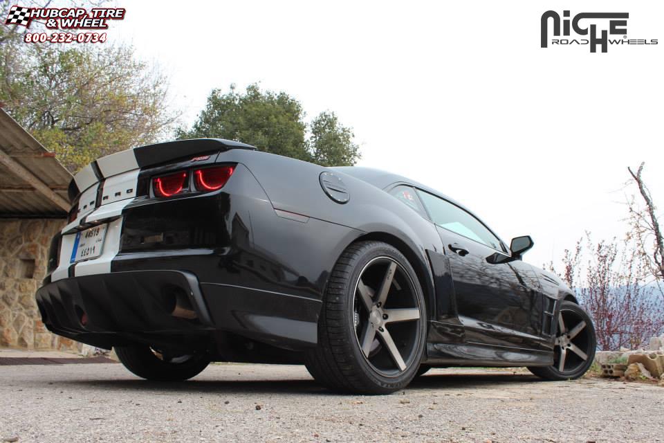 vehicle gallery/chevrolet camaro niche milan m134 20x85  Black & Machined with Dark Tint wheels and rims