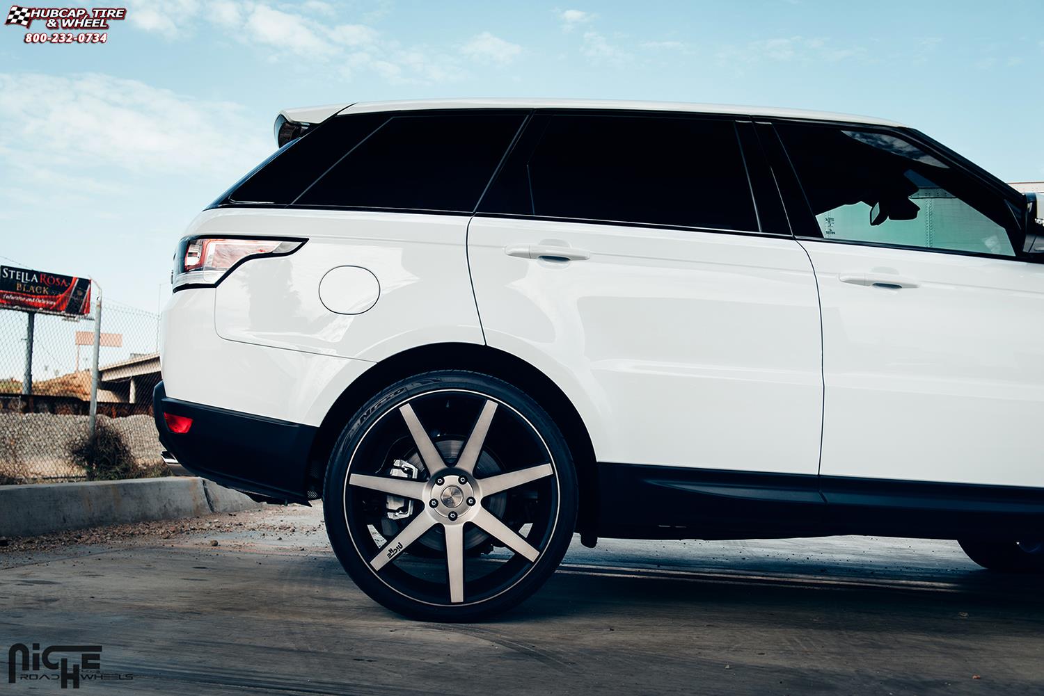vehicle gallery/land rover range rover sport niche verona m150 24x10  Black & Machined with Dark Tint wheels and rims