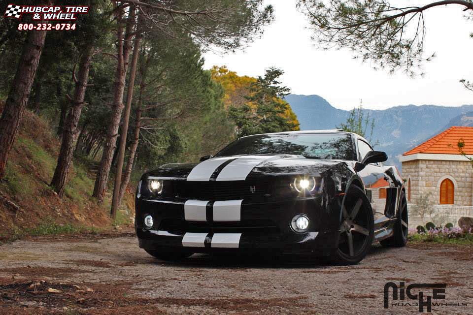 vehicle gallery/chevrolet camaro niche milan m134 20x85  Black & Machined with Dark Tint wheels and rims