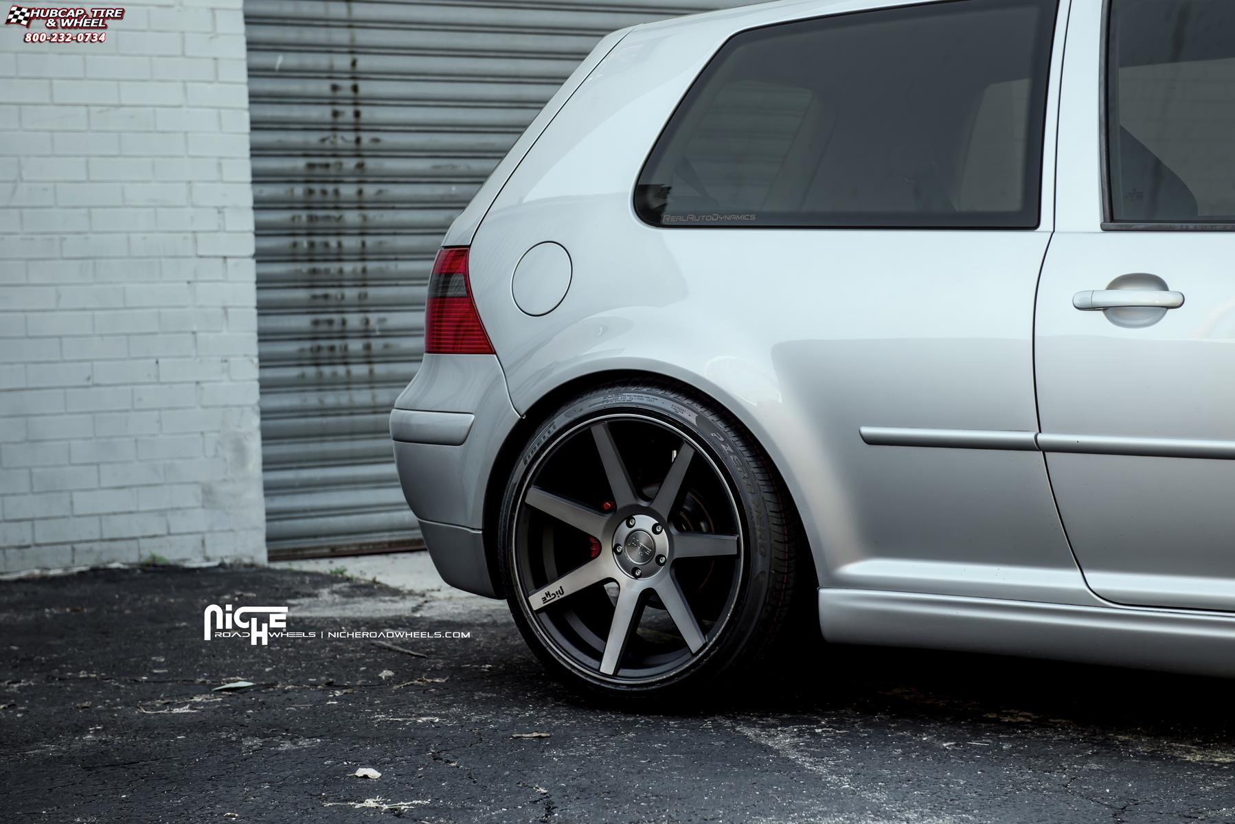 vehicle gallery/volkswagen gti niche verona m150 18x95  Black & Machined with Dark Tint wheels and rims