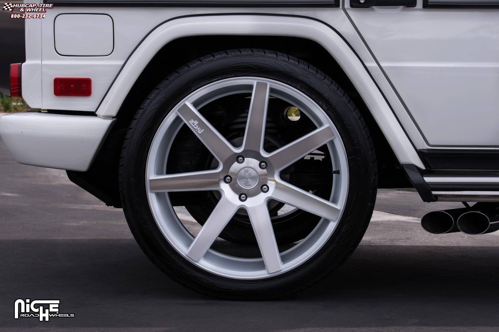 vehicle gallery/mercedes benz g550 niche verona m151  Gloss White & Machined wheels and rims