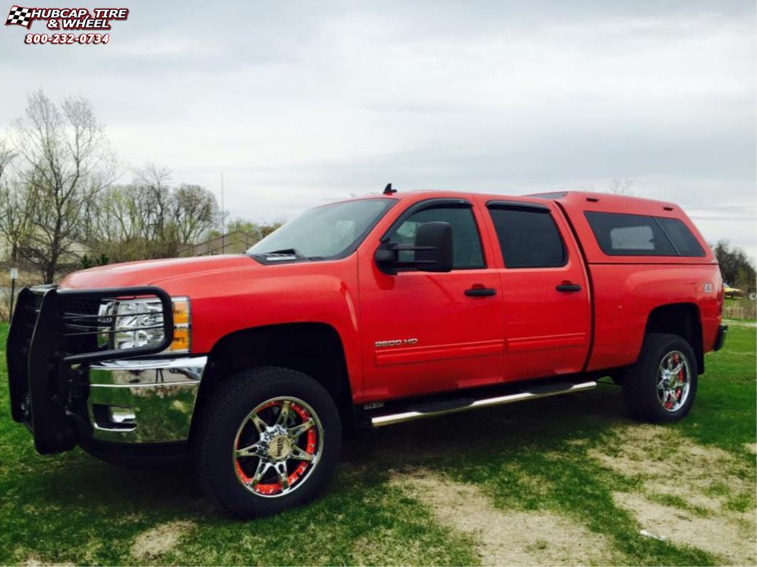 vehicle gallery/chevrolet silverado 2500 moto metal mo961  Chrome Red Insert wheels and rims