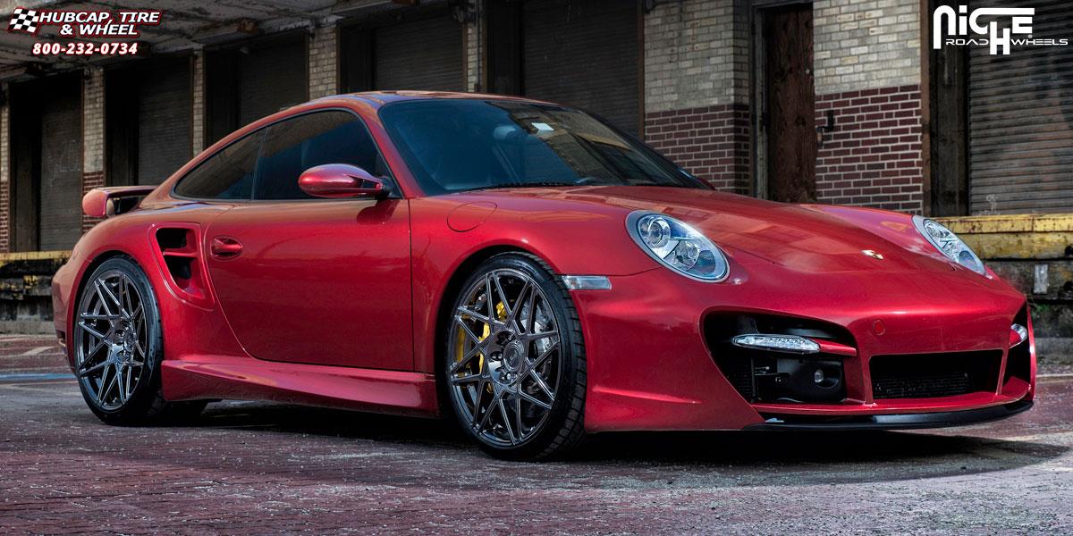 vehicle gallery/porsche 911 turbo niche alpine d 20x85  Hi-Luster polished w/ Candy Black gloss clear wheels and rims