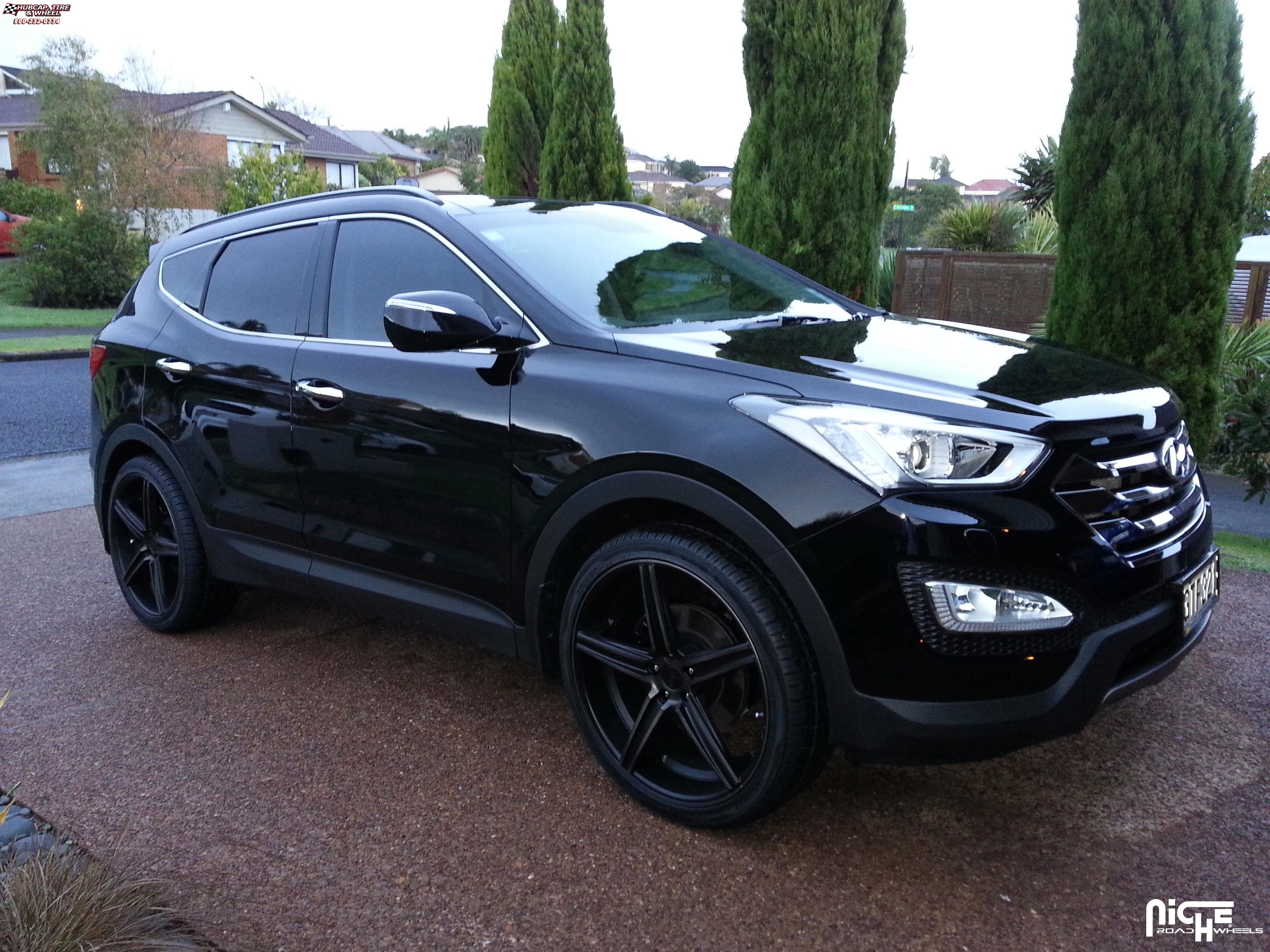 vehicle gallery/hyundai santa fe niche apex m126 20x85  Black & Machined with Dark Tint wheels and rims