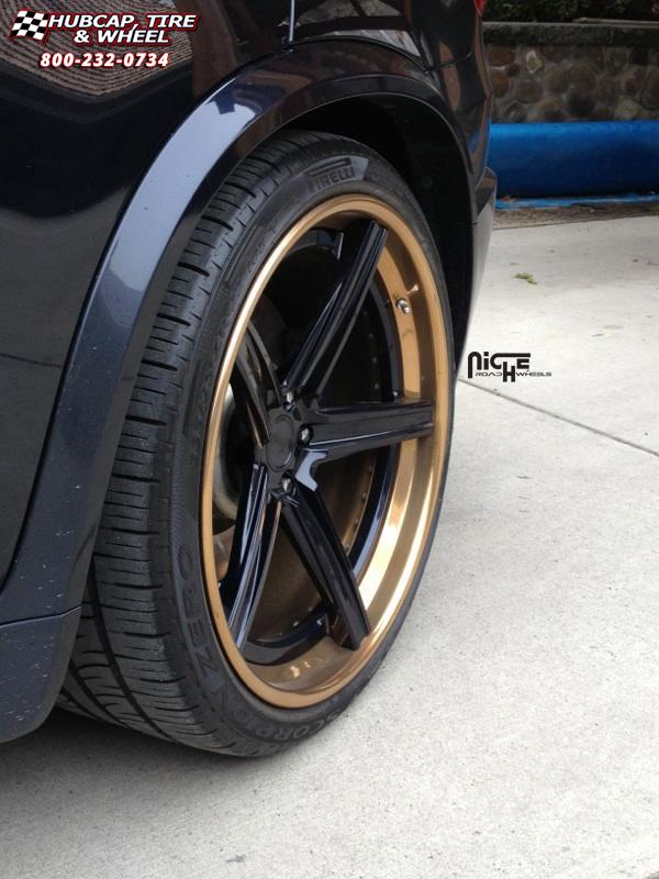 vehicle gallery/bmw x5m niche apex 22x105  Black & Machined with Dark Tint wheels and rims