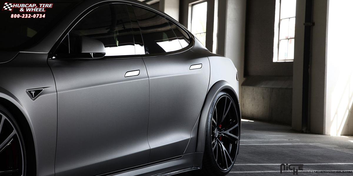 vehicle gallery/tesla model s niche ritz 20x9  Brushed DDT Gloss Clear | Gloss Black Windows wheels and rims
