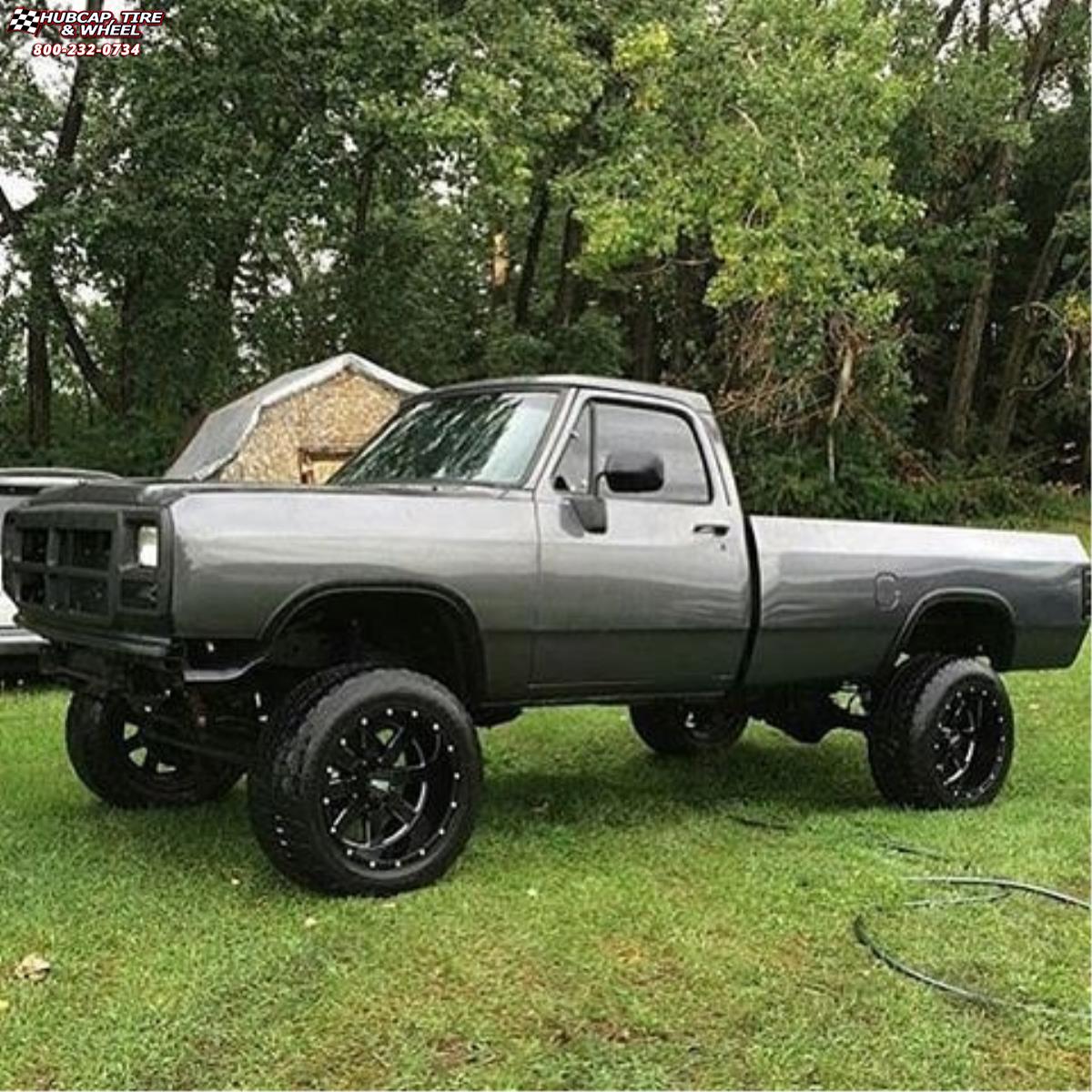 vehicle gallery/dodge ram 150 moto metal mo962  Gloss Black & Milled wheels and rims