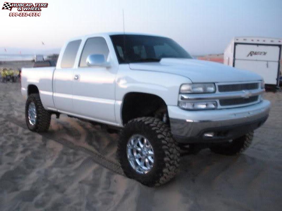 vehicle gallery/1999 chevrolet silverado 1500 xd series xd779 badlands 18x9  Chrome wheels and rims