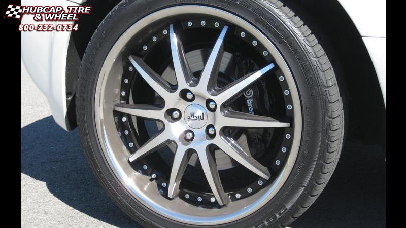 vehicle gallery/land rover range rover hse niche spa m879 22x9  Black & Machined/Polished Stainless wheels and rims