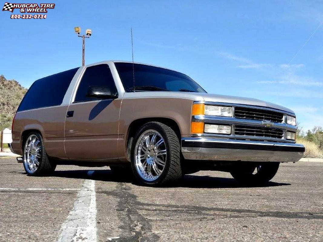 vehicle gallery/1996 chevrolet tahoe xd series km677 d2 22x  Chrome wheels and rims
