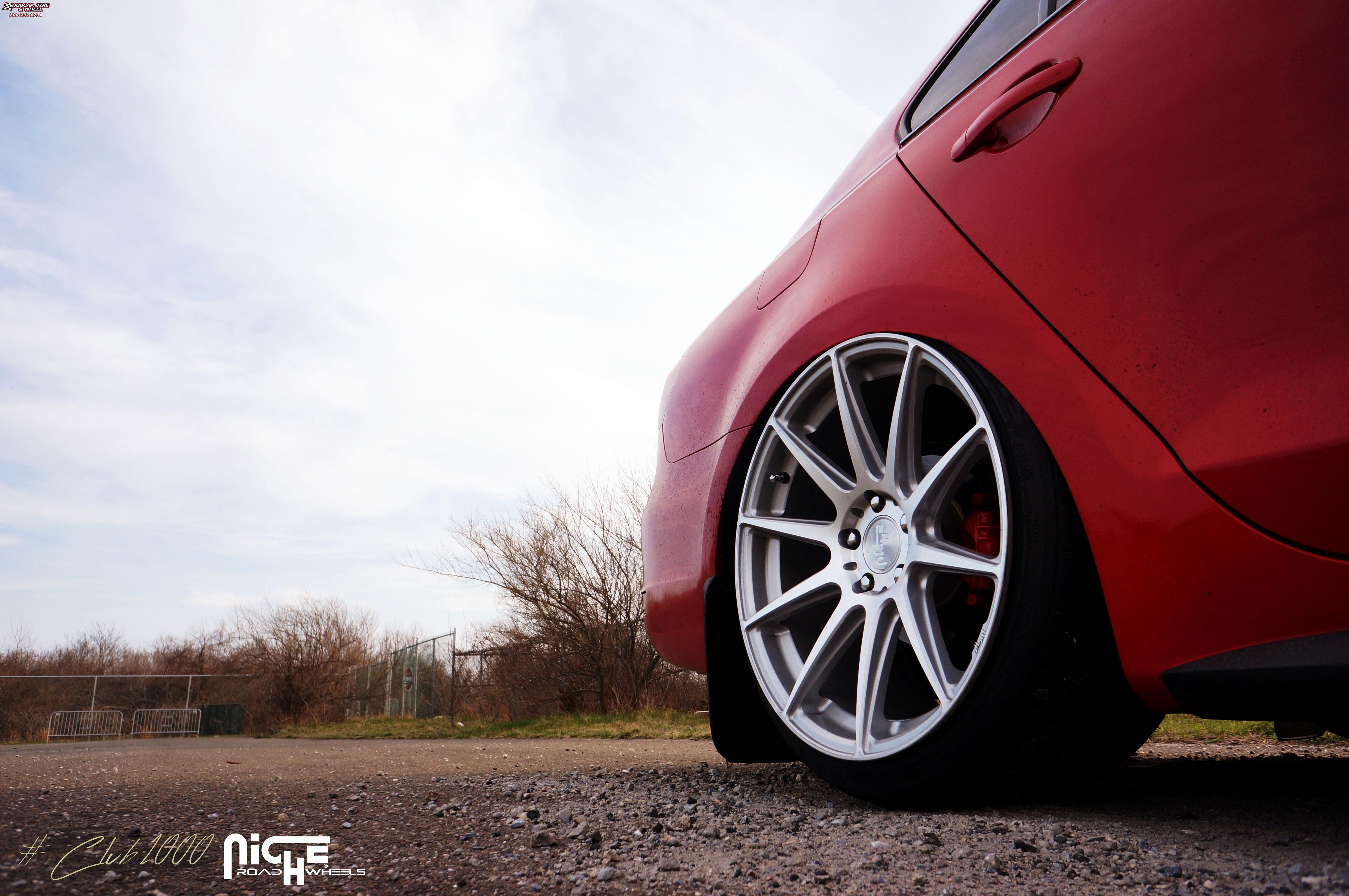 vehicle gallery/volkswagen jetta niche essen m146 19x85  Silver & Machined wheels and rims