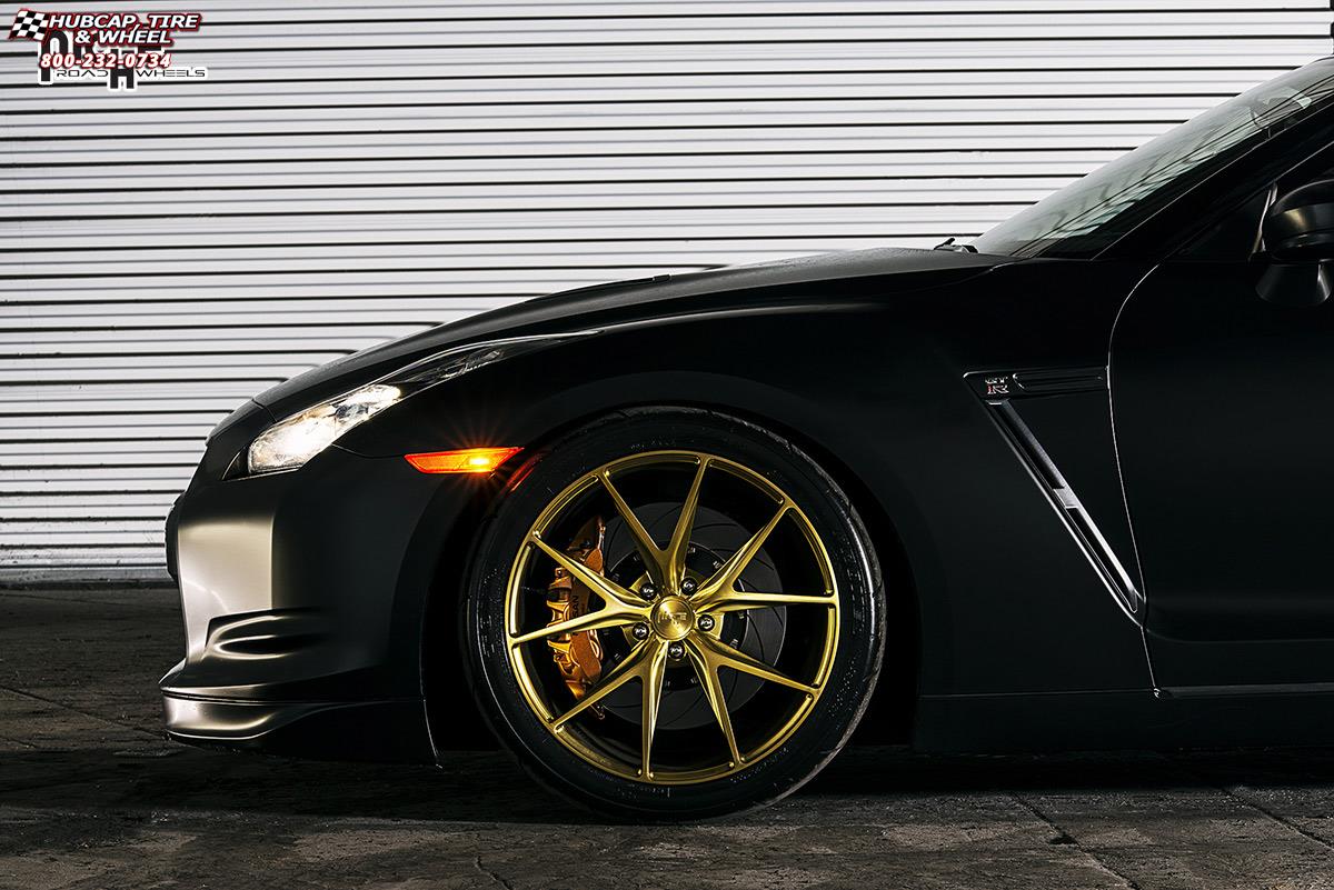 vehicle gallery/nissan gt r niche misano  Hi Luser Polish | Gold Tint wheels and rims