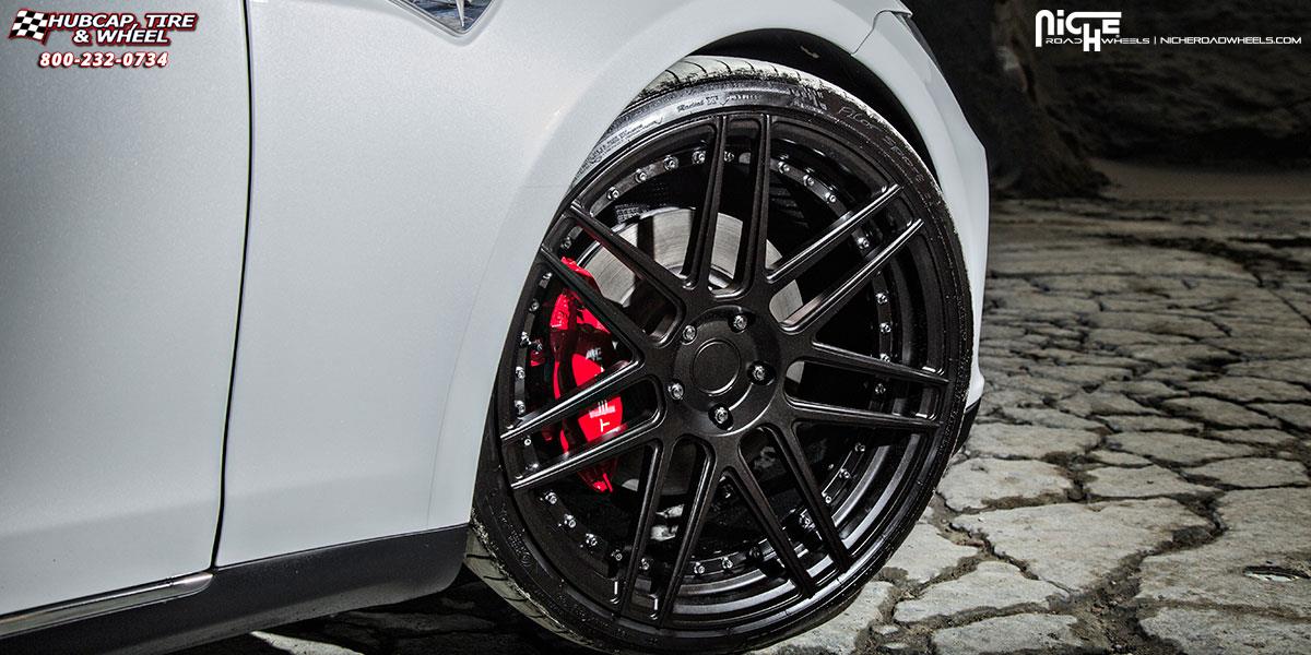 vehicle gallery/tesla s niche esses 22x9  Matte Black wheels and rims