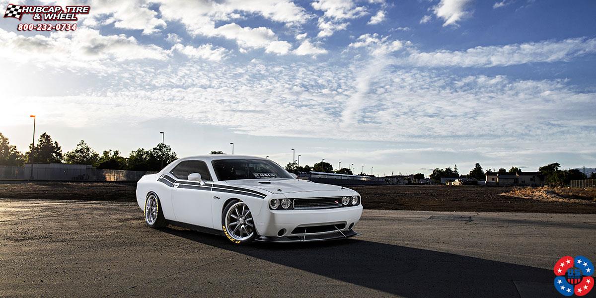 vehicle gallery/dodge challenger us mags rambler u111 20X9 Textured Gray w/ Diamond Cut Lip wheels and rims