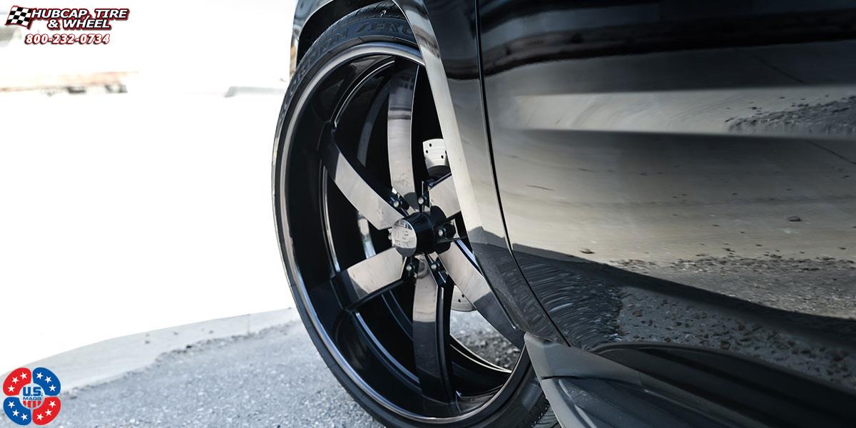 vehicle gallery/chevrolet tahoe us mags torque 6 u462 26X10  Gloss Black wheels and rims