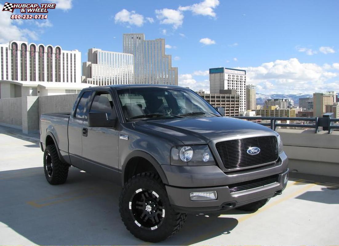 vehicle gallery/2004 ford f 150 moto metal mo951  Gloss Black / Machined Lip wheels and rims