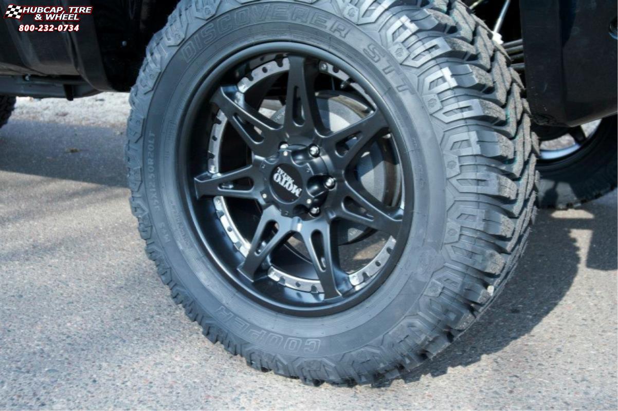 vehicle gallery/chevrolet silverado 1500 moto metal mo961  Satin Black Silver Insert wheels and rims