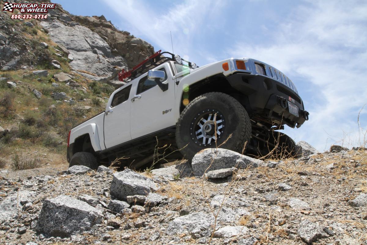 vehicle gallery/hummer h3t xd series xd128 machete x  Matte Gray Black Ring wheels and rims