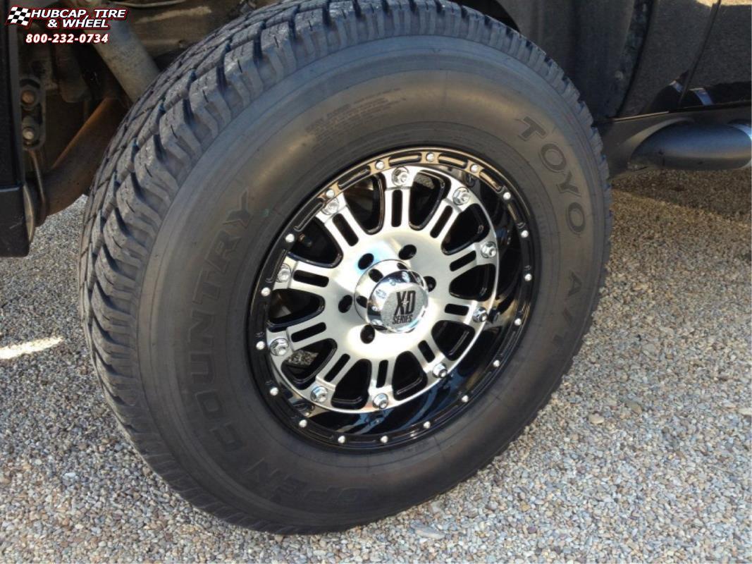 vehicle gallery/chevrolet suburban xd series xd795 hoss x  Gloss Black Machined wheels and rims