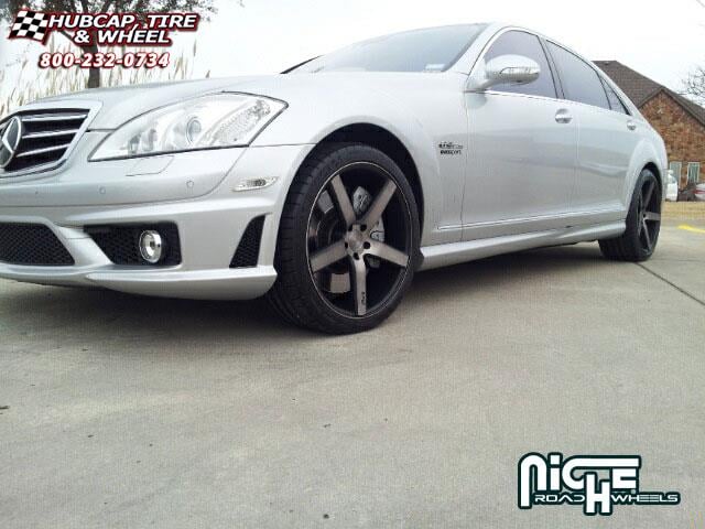 vehicle gallery/mercedes benz s63 amg niche milan m134  Black & Machined with Dark Tint wheels and rims