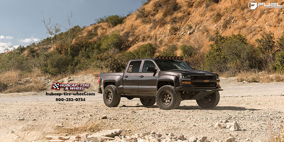 vehicle gallery/chevrolet silverado 1500 fuel podium d617 17x9  Bronze w/ Black Lip wheels and rims