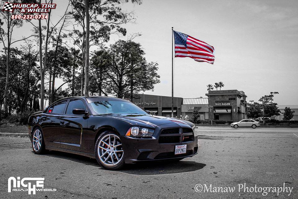 vehicle gallery/dodge charger niche targa m131 20x85  Silver & Machined wheels and rims