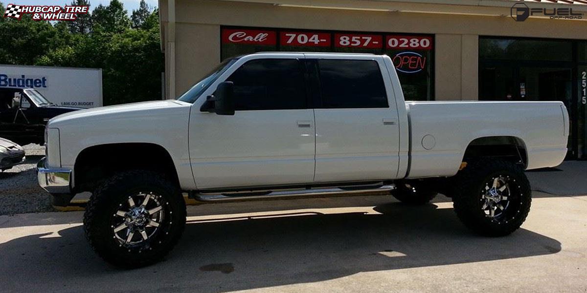 vehicle gallery/chevrolet silverado fuel maverick d260 20X12  Chrome with Gloss Black Lip wheels and rims