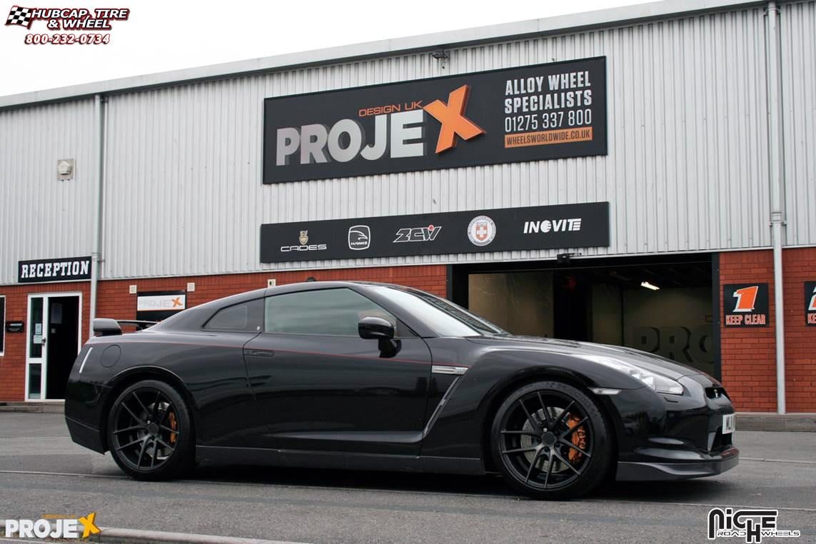 vehicle gallery/nissan gt r niche targa m215  Black & Machined wheels and rims