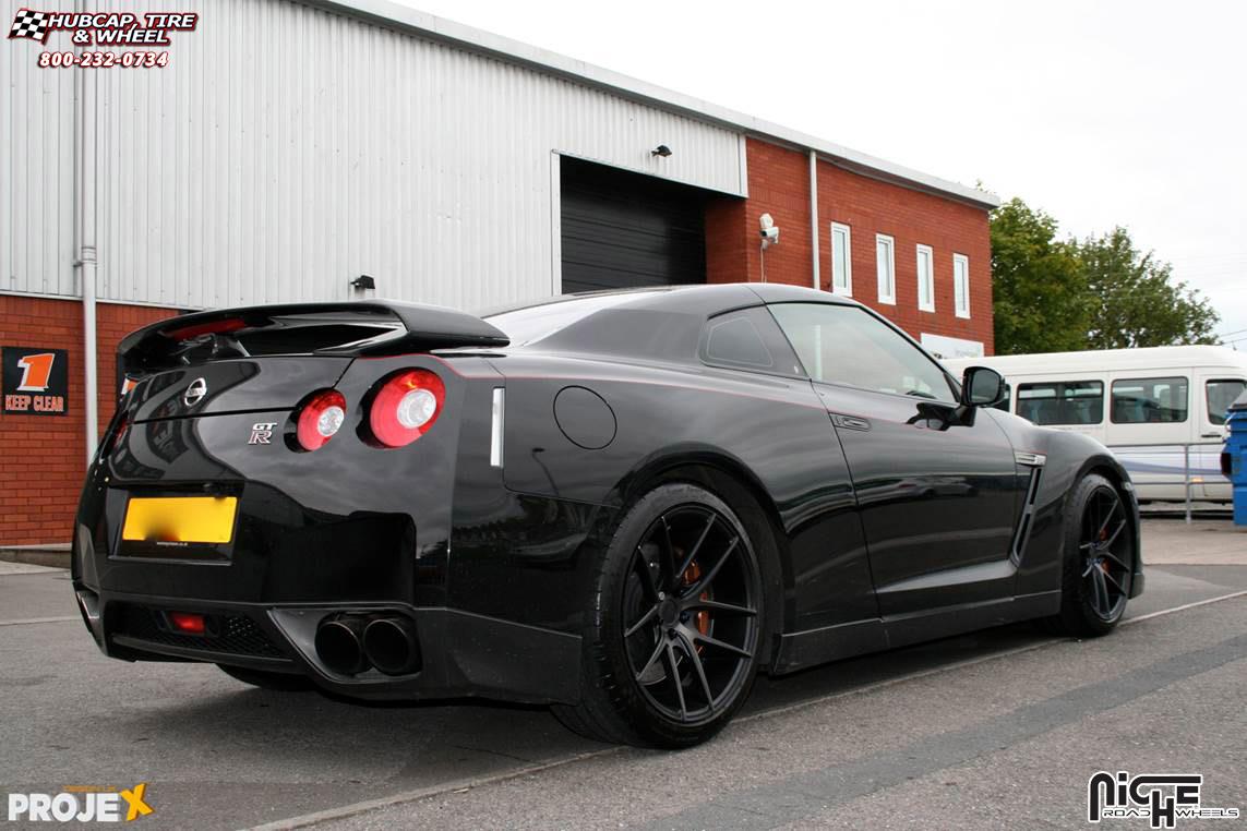 vehicle gallery/nissan gt r niche targa m215  Black & Machined wheels and rims